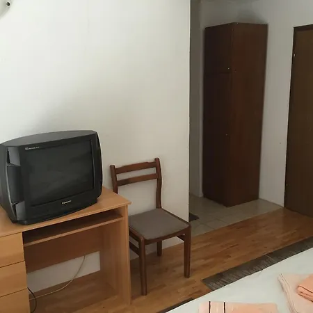 Idila Appartement *