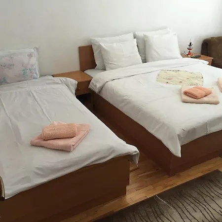 Idila Appartement *